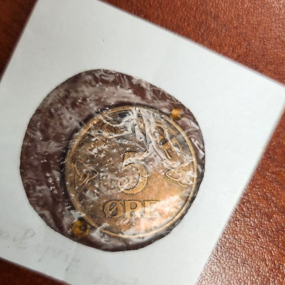 1957 Norwegian 5 Ore Coin - Picture 2 of 4